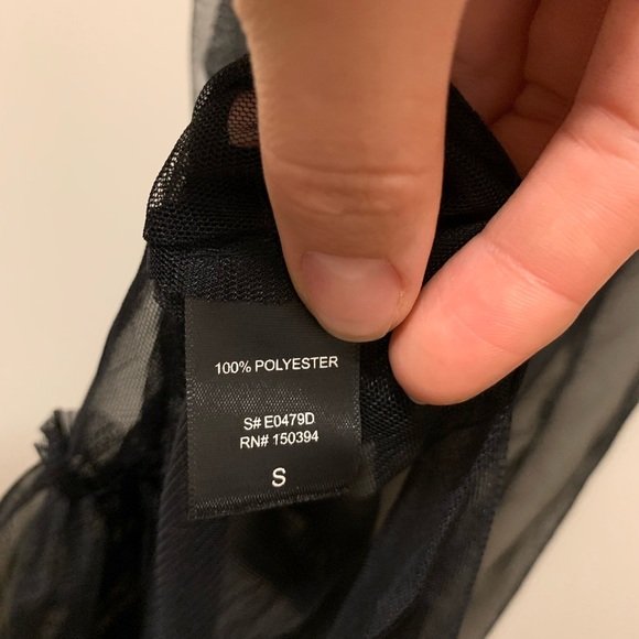 Mesh nightgown. - Picture 5 of 8